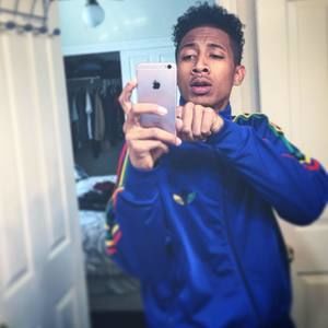 Meet your Posher, Asiel